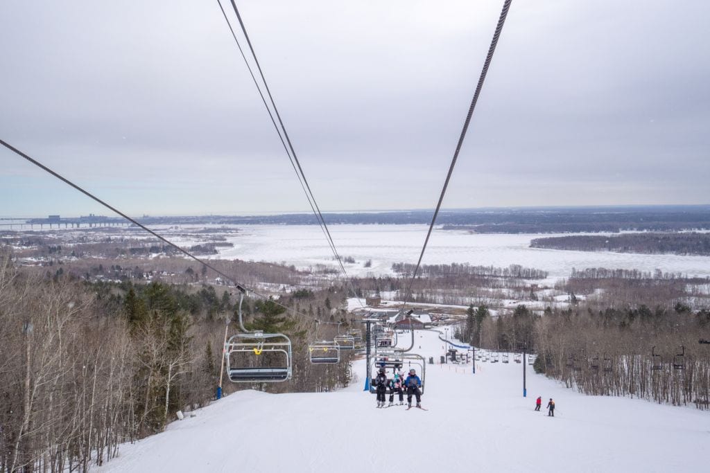 Skiing in Minnesota at Spirit Mountain HammockLiving
